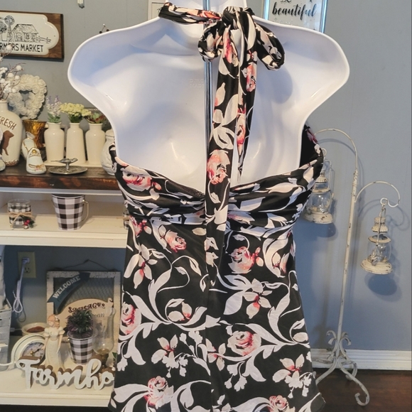 White House Black Market Silk Floral Neck Tie Sleeveless Blouse Halter Tap Sz 4 - Picture 5 of 11